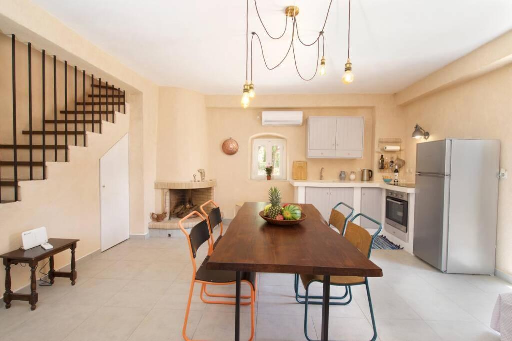 Mathilda'S House Villa Tselendáta Dış mekan fotoğraf